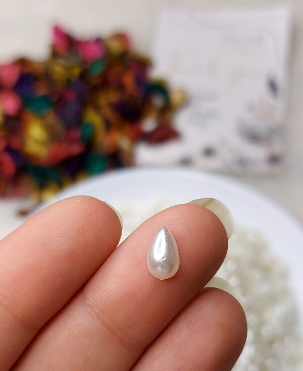 دمعه صغيره / اوف وايت - نص حبة