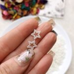 اكليريك - نجمة مفرغه / اوف وايت