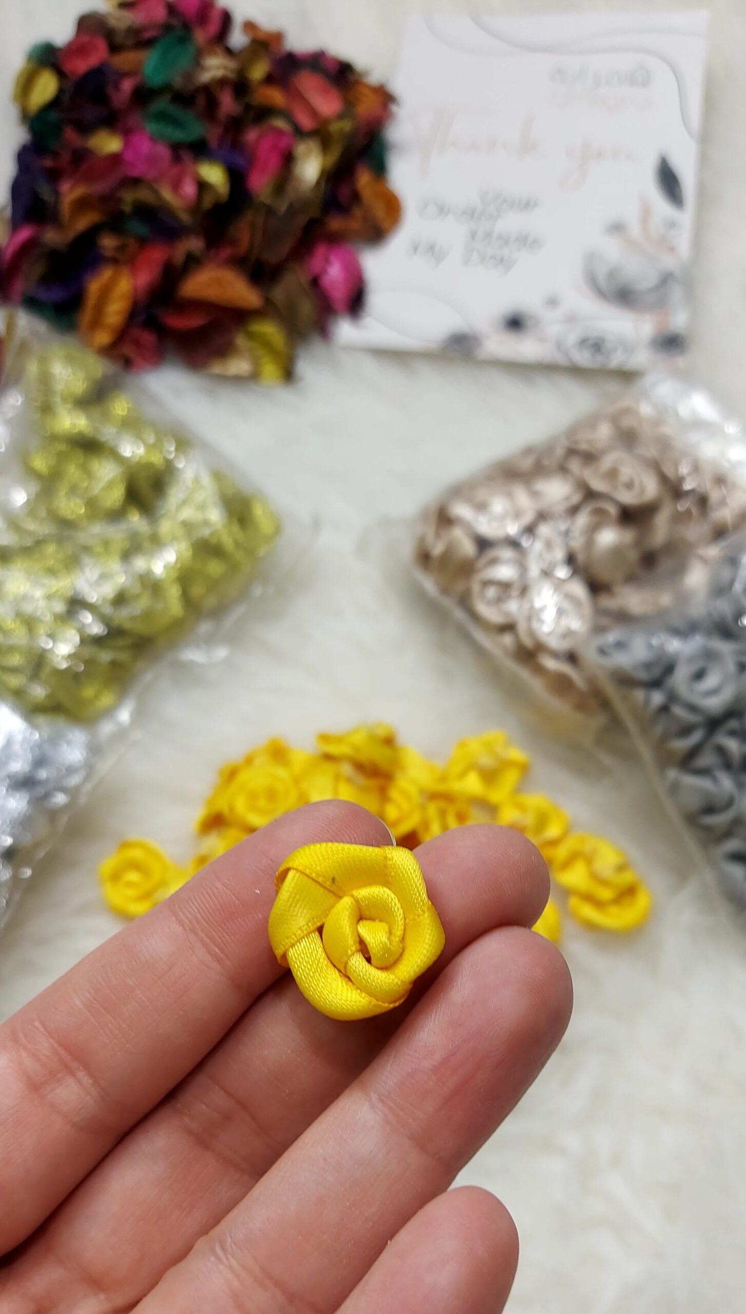 18- ورد ستان - اصفر ورد ستان - اصفر - الصورة 1