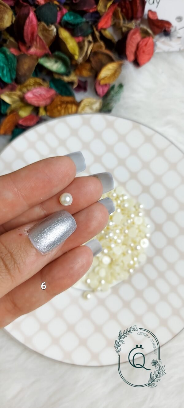 لولي / اوف وايت - نص حبه - مقاس 6