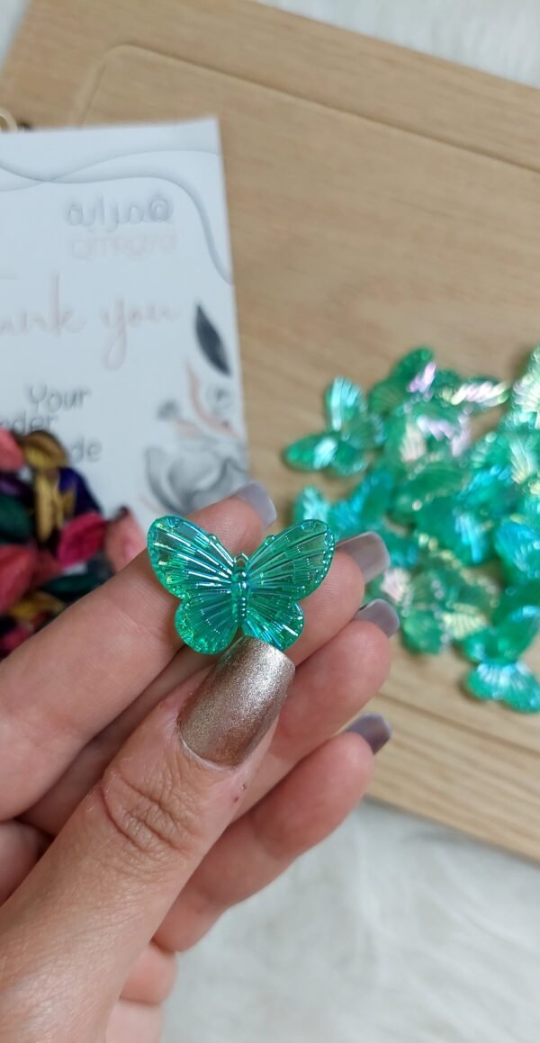 اكليريك - فراشه ملونة - اخضر