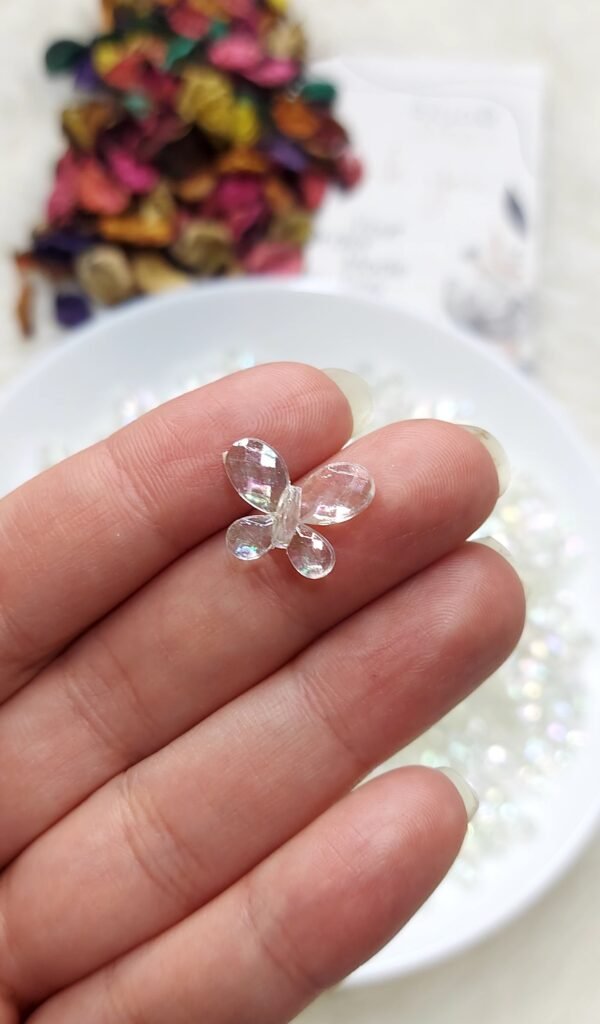 جنجاه - فراشة صغيرة