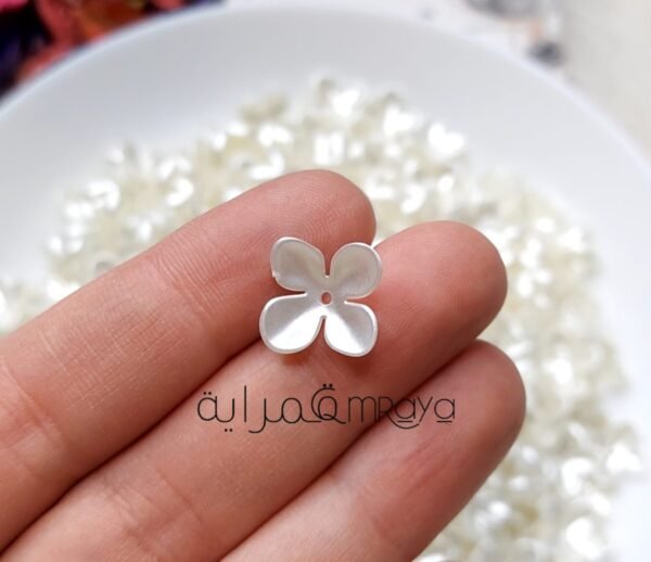 ورد اكليريك - ورد رباعي صغيرة