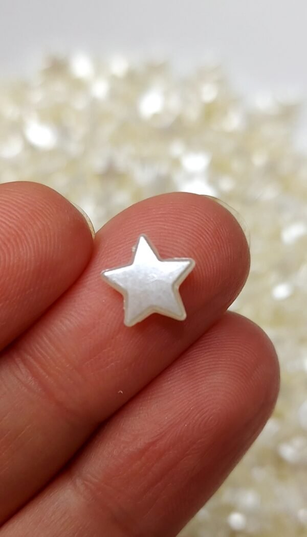 اكليريك - نجمة / صغيرة