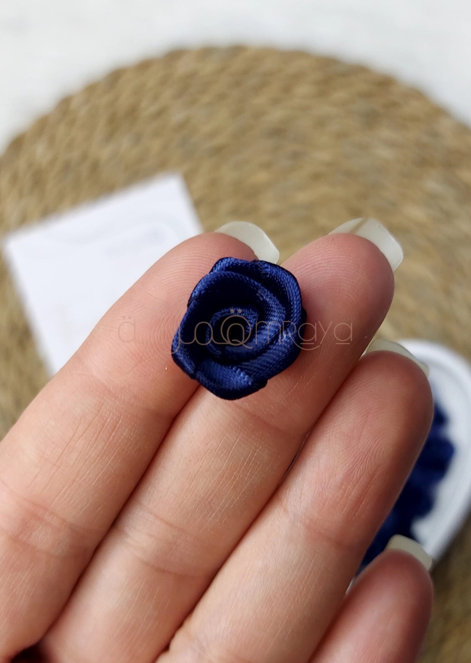 InShot_20251022_021425124 ورد ستان - كحلي - الصورة 1