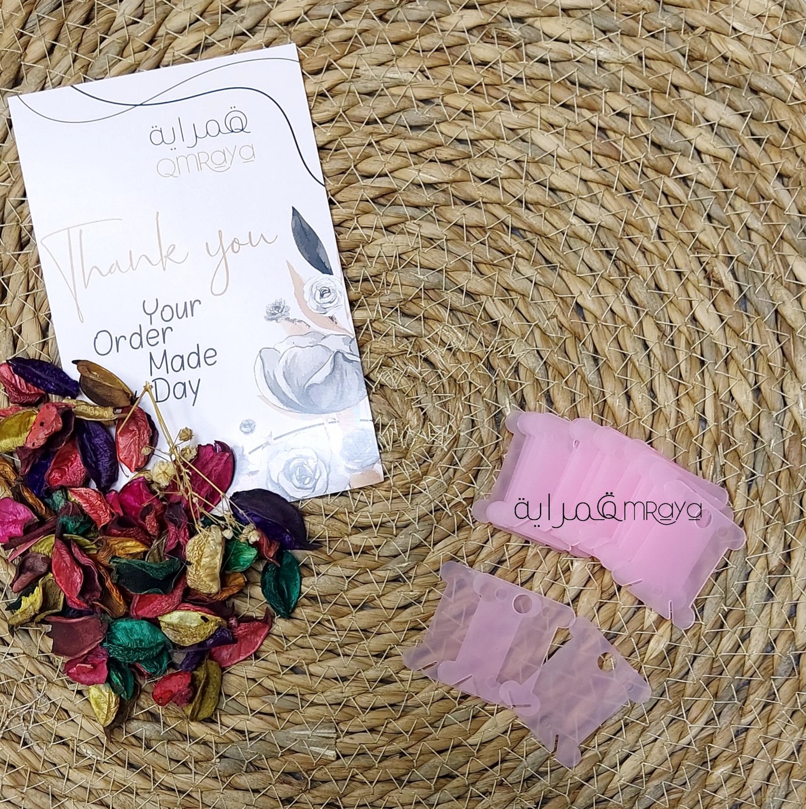 2025/11/1000587251.jpg منظم خيط / بمبي - الصورة 1