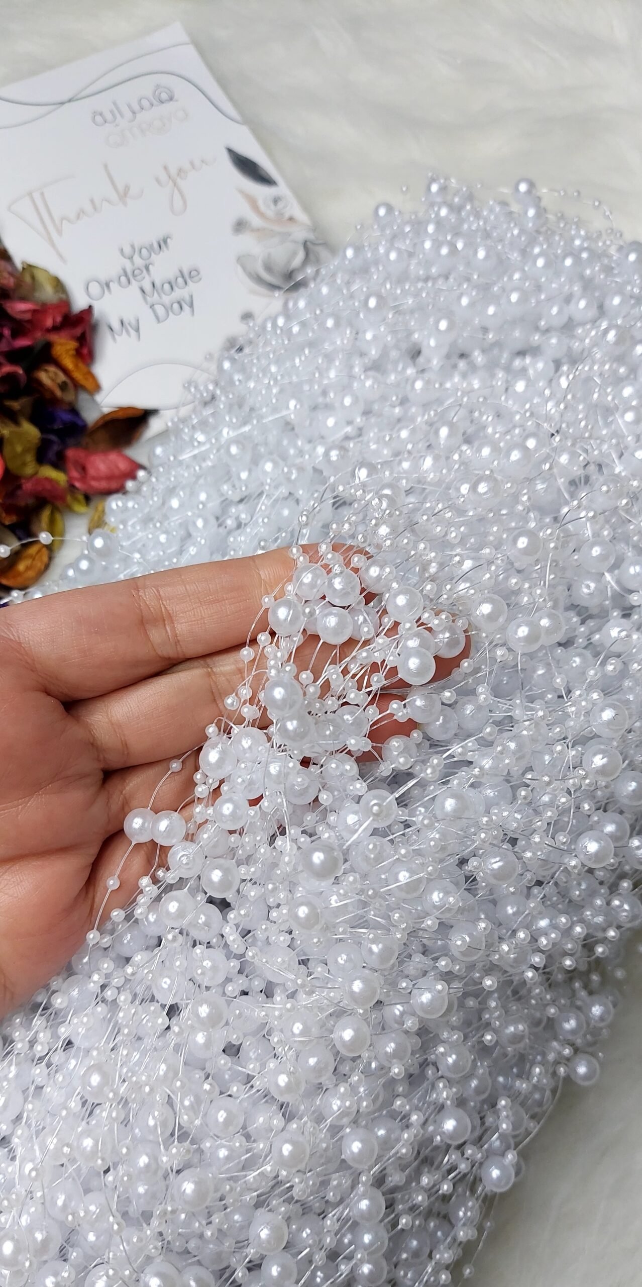 20241229_214431 فرع لولي / ابيض - الصورة 1