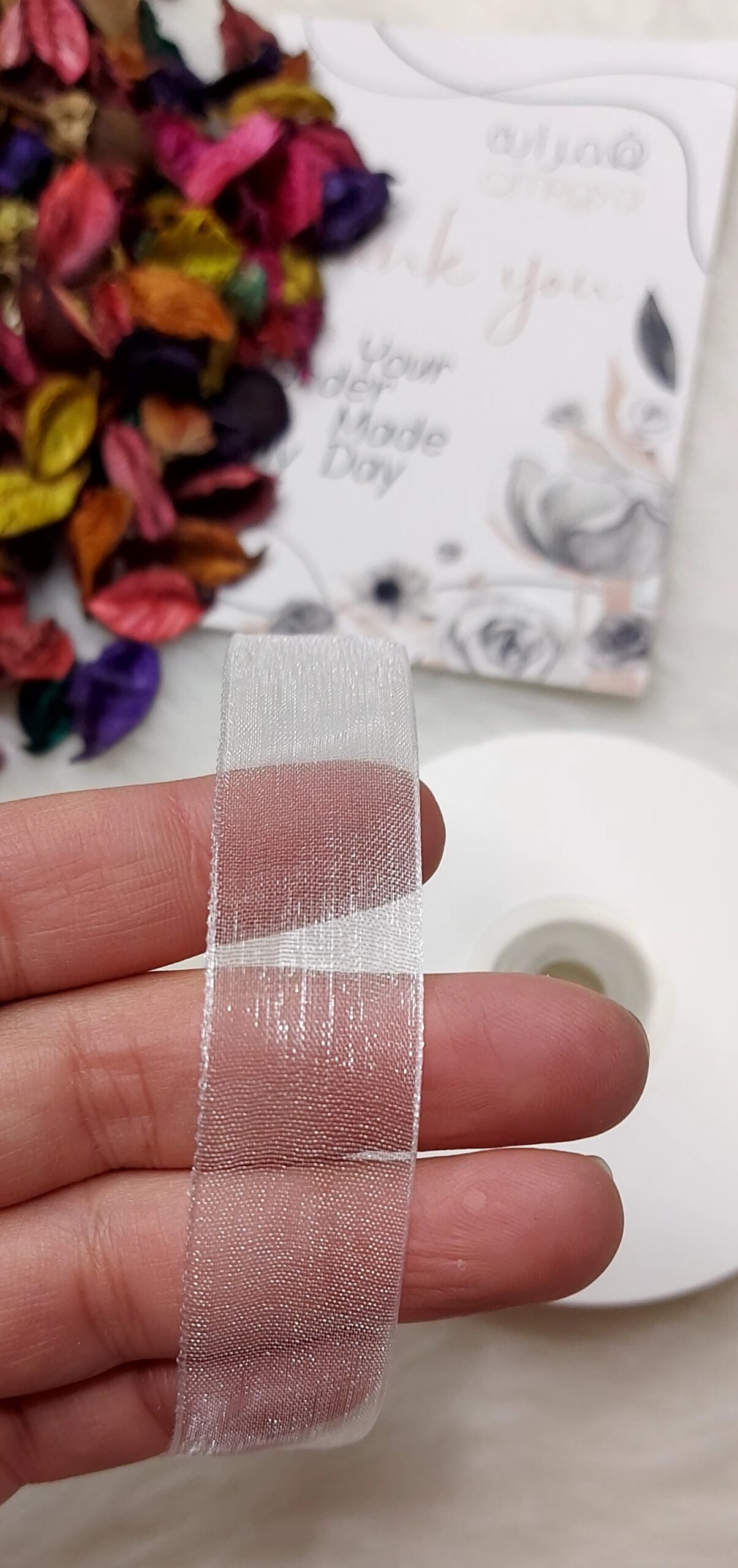 6- اورجانزا ابيض - 2 سم - المتر ب 3ج اورجانزا - ابيض - الصورة 1