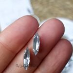 فصوص – فضي / عين حصان رفيع بقاعده معدن