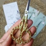 مقص / دهبي - يد مرسومه