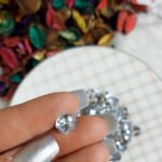 فصوص - فضي / فص شفاف - مخروطي