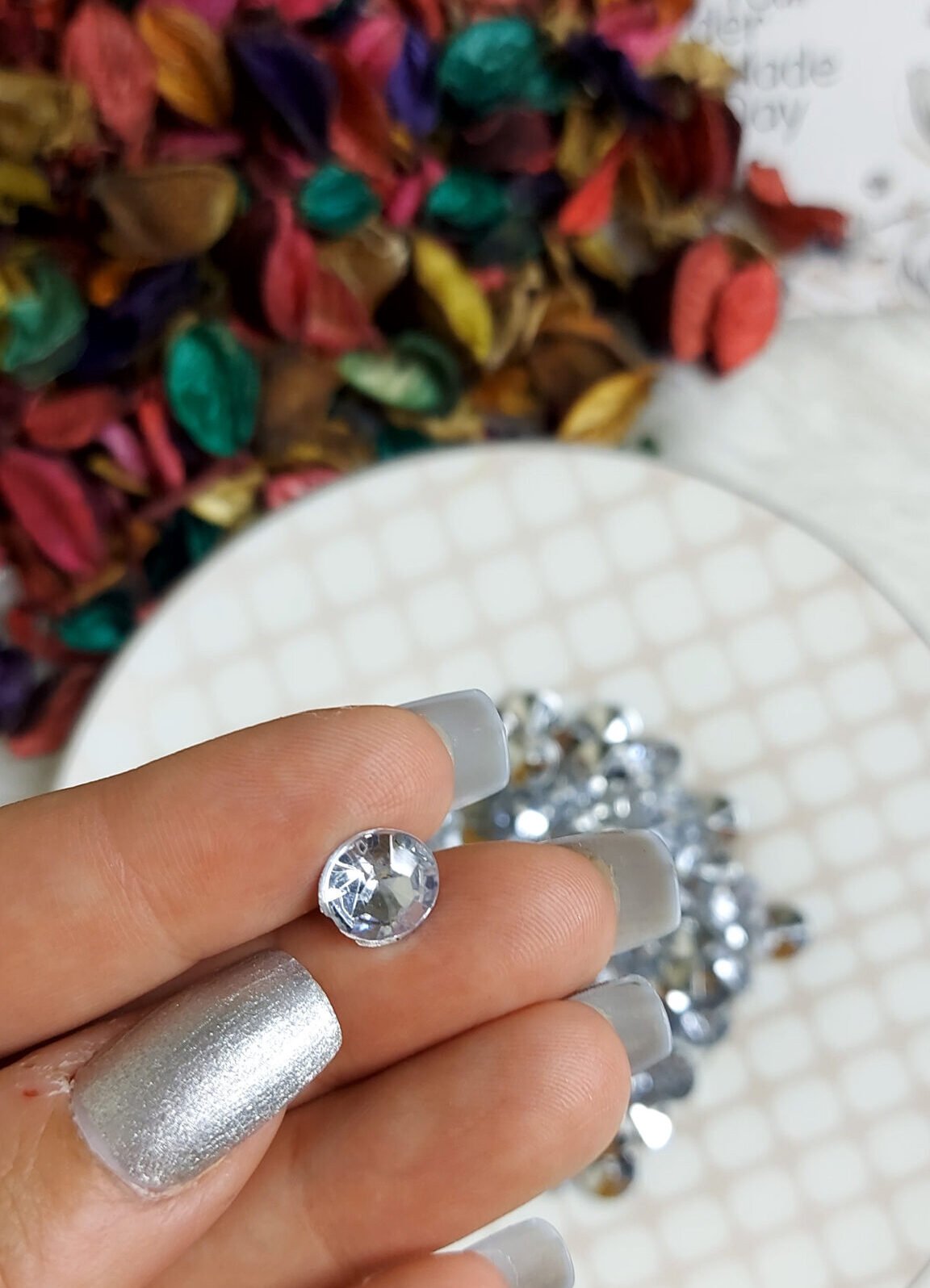 5- فصوص - فضي - مخروطة - فص شفاف فصوص - فضي / فص شفاف - مخروطي - الصورة 1