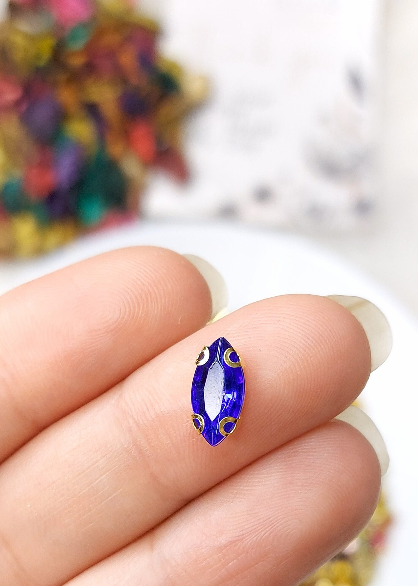 9- فصوص - دهبي مبطط عين الحصان - الوان مختلفة - الكيس 10 جرام- ب 25ج, فصوص - دهبي / مبطط عين الحصان - الصورة 1