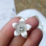 ورده بفص فضي - وسط