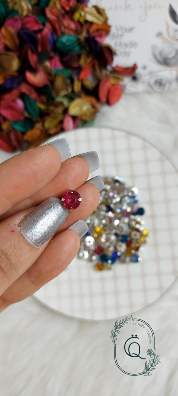 فصوص - فضي / مدوره - وسط