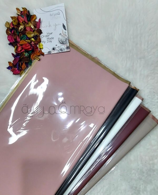 تغليف الورد/ باكيت - اي لون بخط دهبي