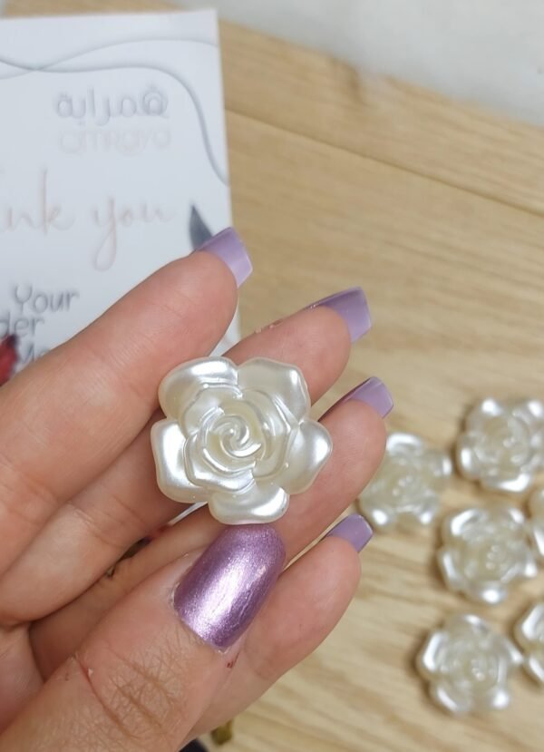 ورد اكليريك - ورد الكابشون الأبيض