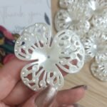 ورد اكليريك - ورد ثلاثي مفرغ