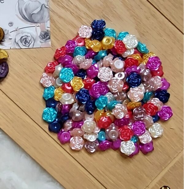 اكليريك - ورد / Mix - وسط