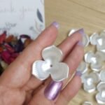 اكليريك - ورد ثلاثي مقوس