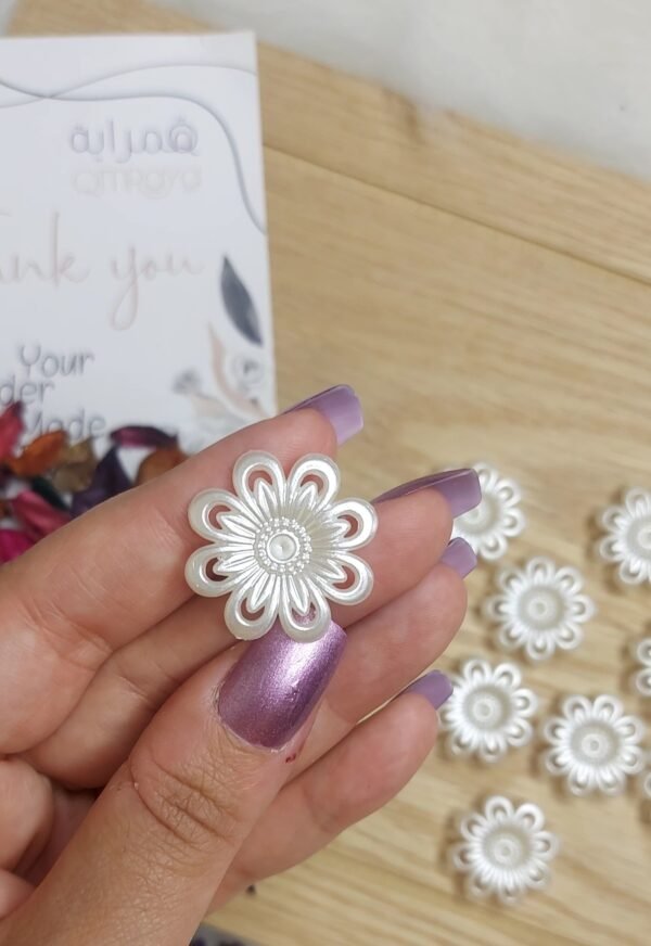 اكلريك - ورد ثماني مبطط