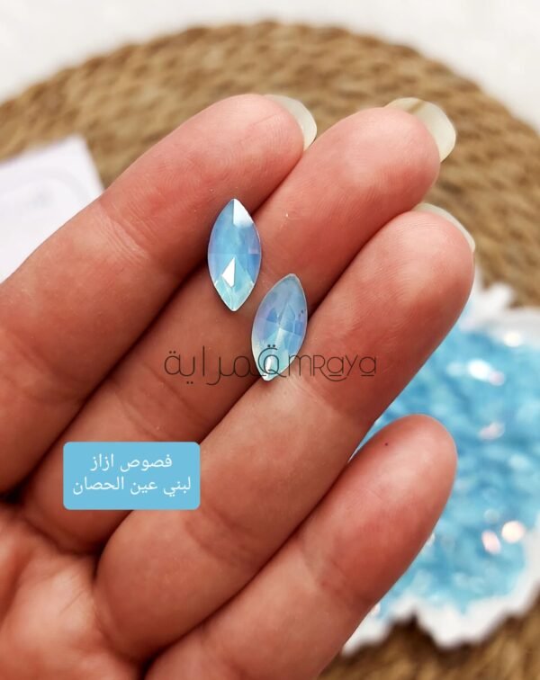 فصوص ازاز - لبني عين الحصان
